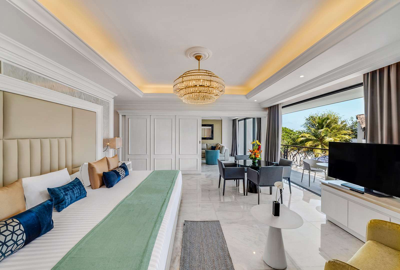 MANSION ROYAL SUITES